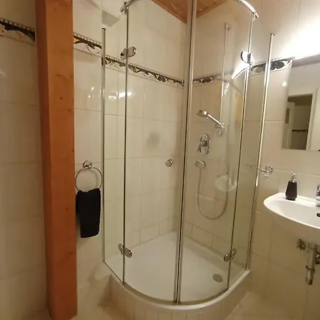 Apartment Obergeschoss - Katharina Von Berg